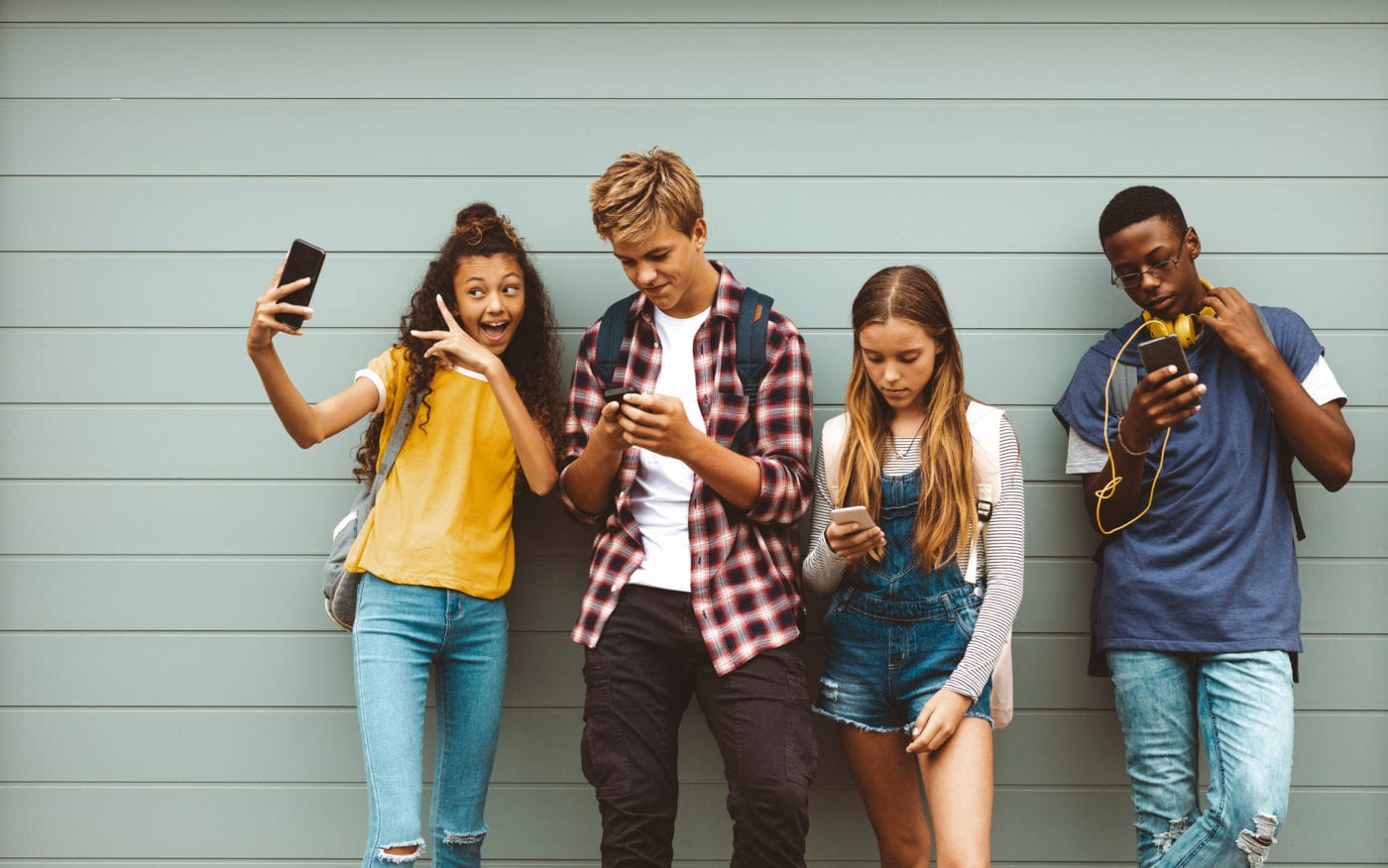 7 Positive Ways to Guide Non Nude Teenagers in a Digital World